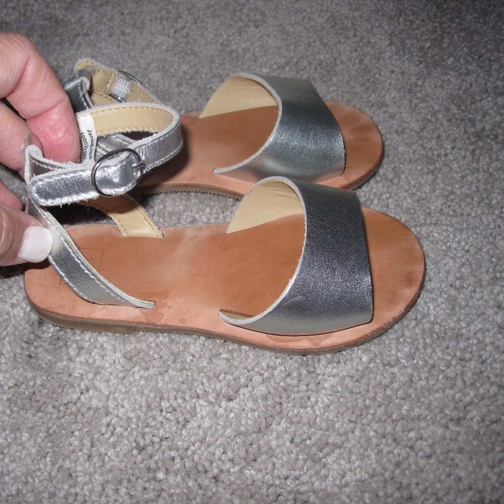 *EUC* Janie&Jack Silver leather sandal sz 6